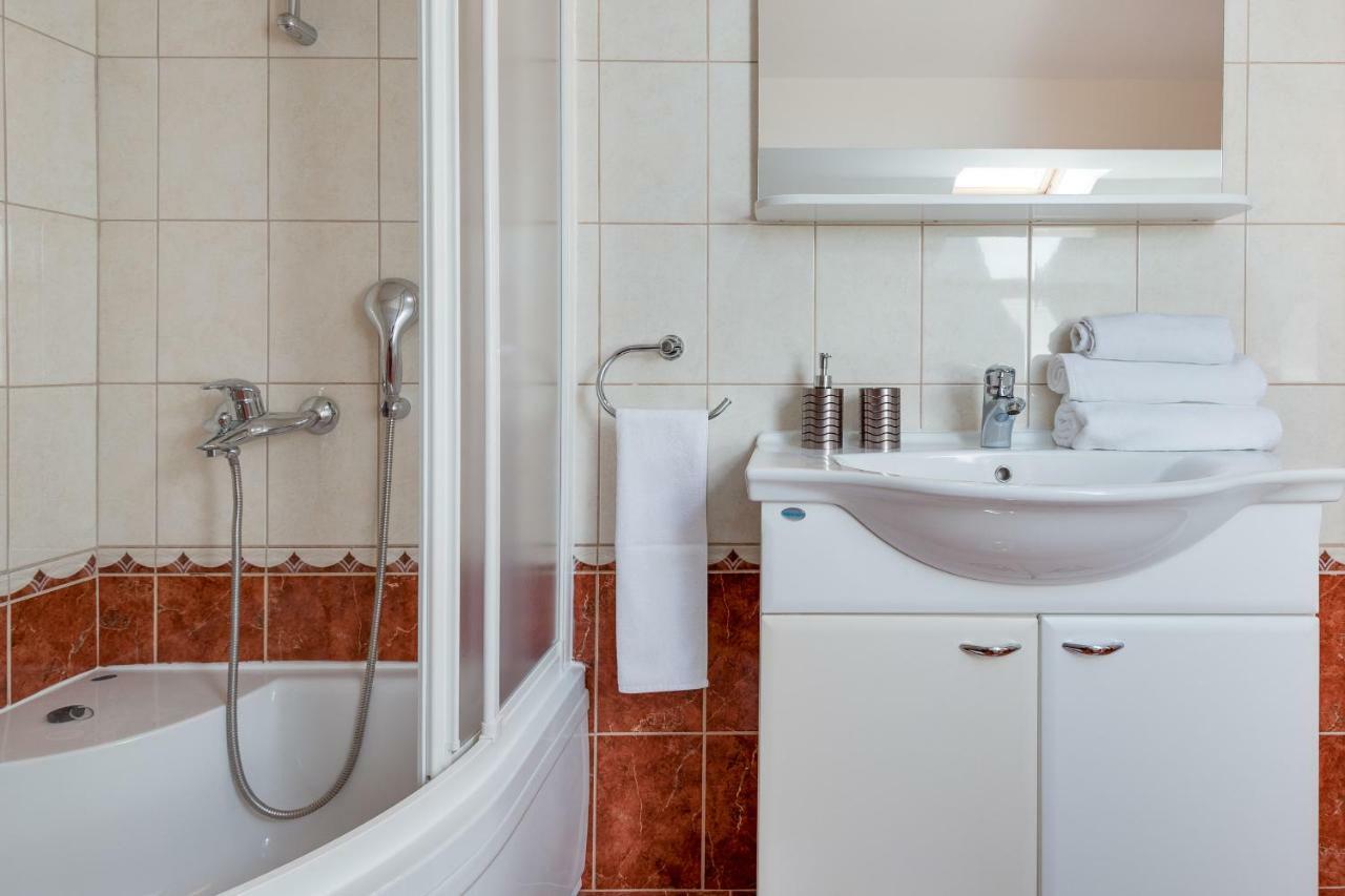 Studio Maslina Apartman Šibenik Kültér fotó